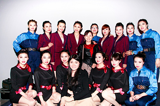 公司组织庆“三八”妇女节系列文化活动